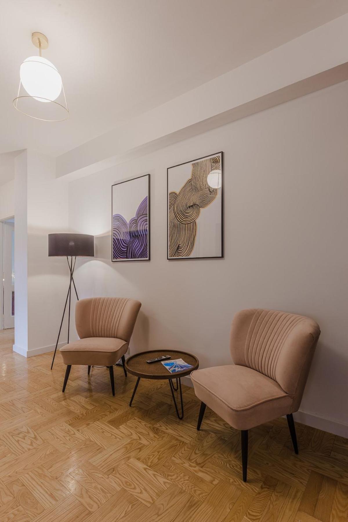 Amazing, Spacious In The Center! Appartamento *
